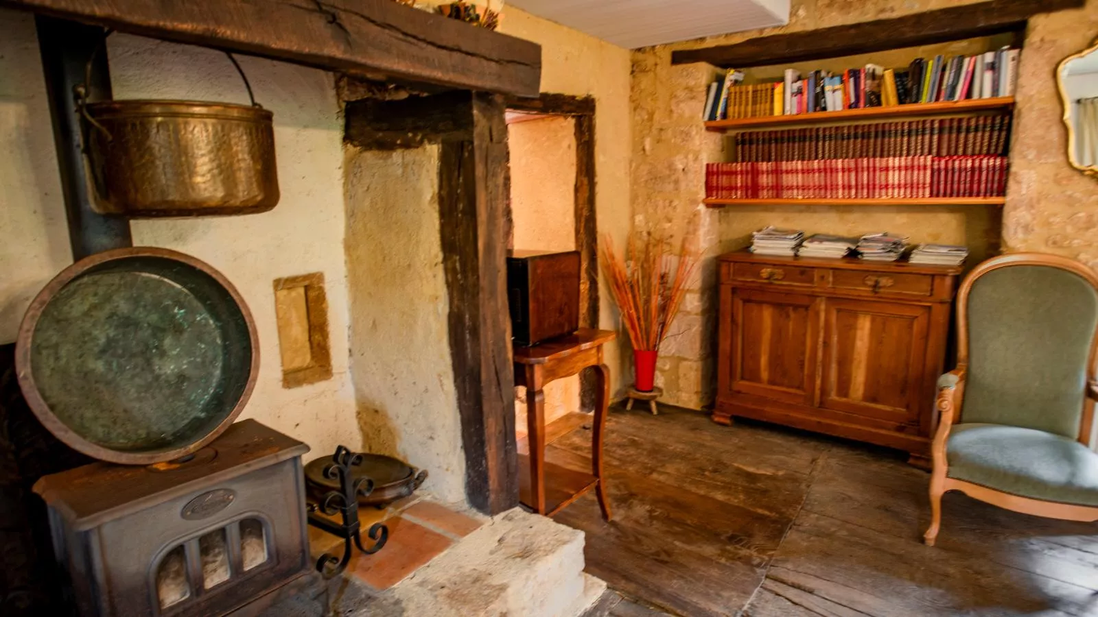 Maison Micouleaud-Living room