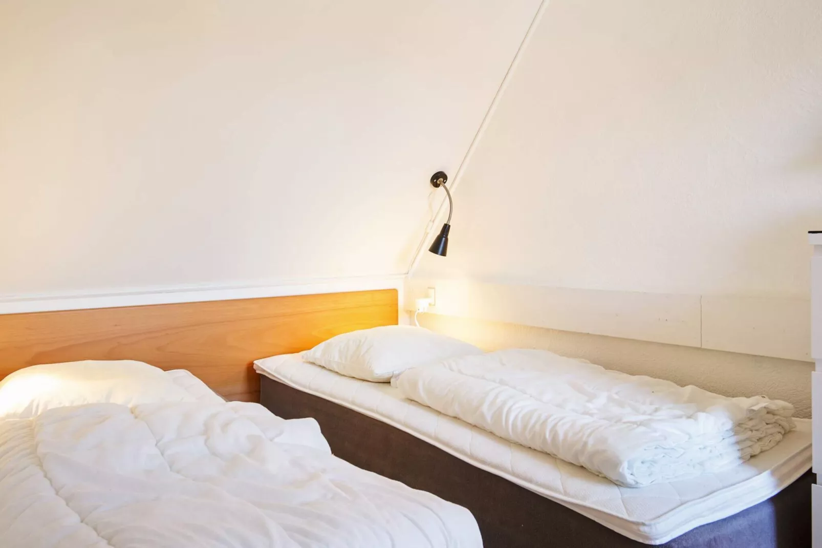 3 room w/seaview-PLUS