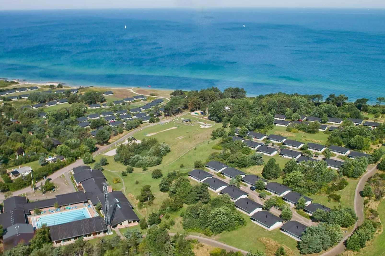 3 room,w/partially seaview,renovated-Outdoor