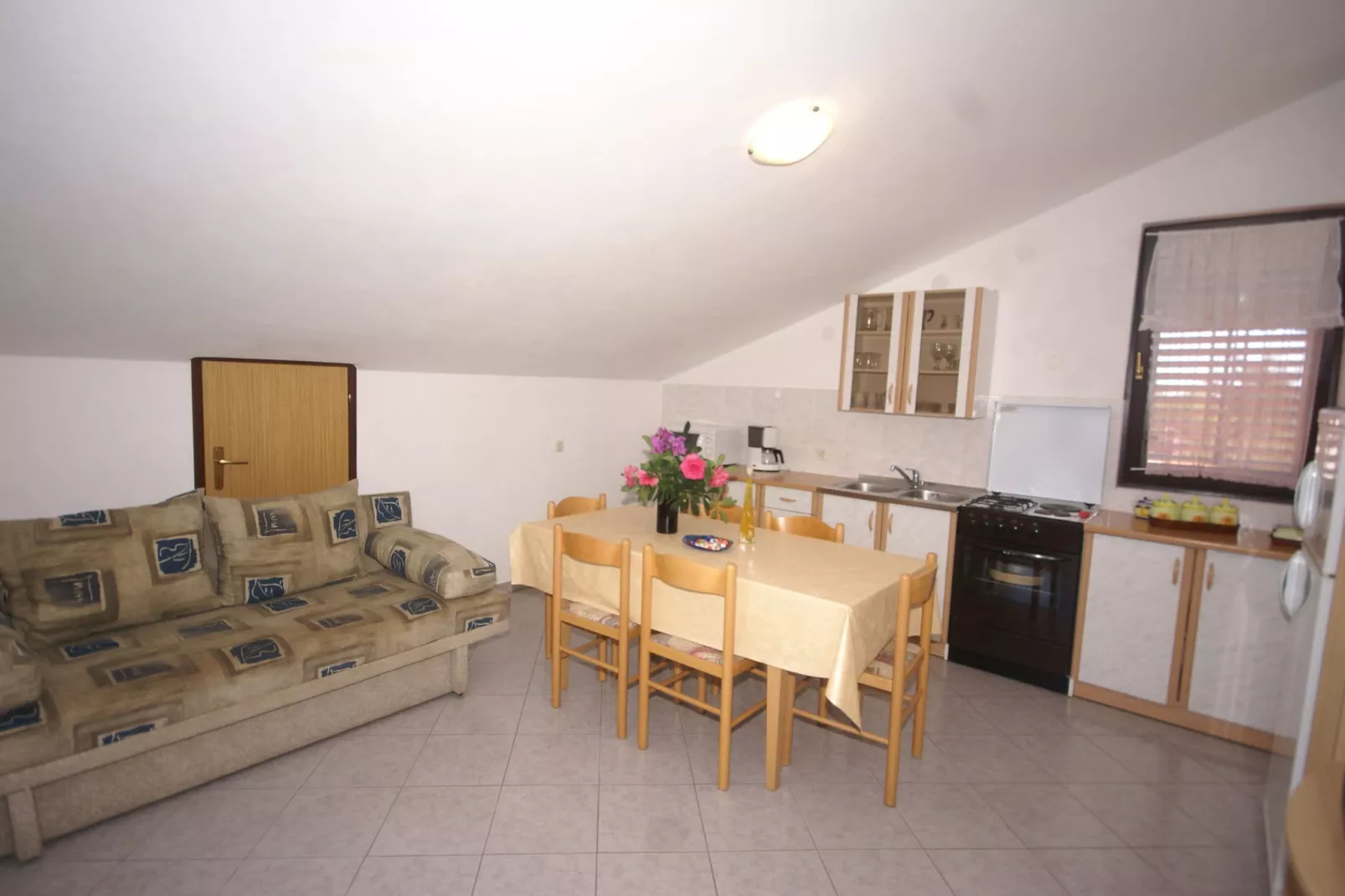 Lavinija Rosa-Living room