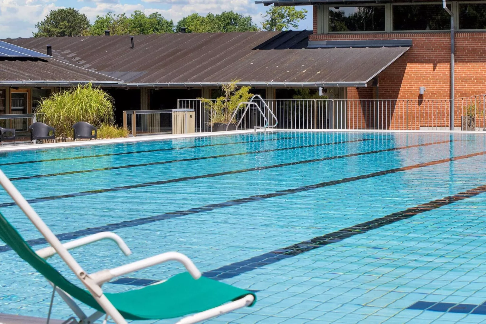 3 room,2 bathrooms-Schwimmbad