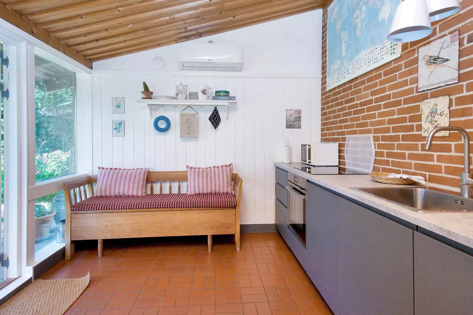 3 room,2 bathrooms-Indoor