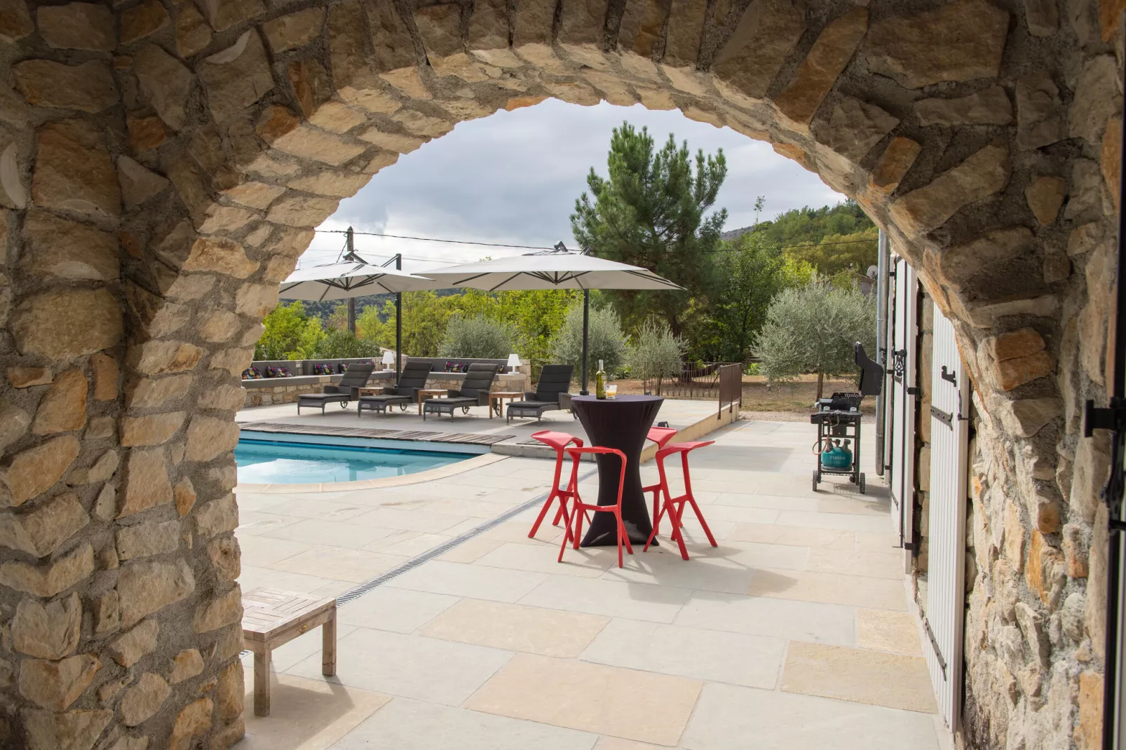 Villa Ardeche-Terrasse/Balkon