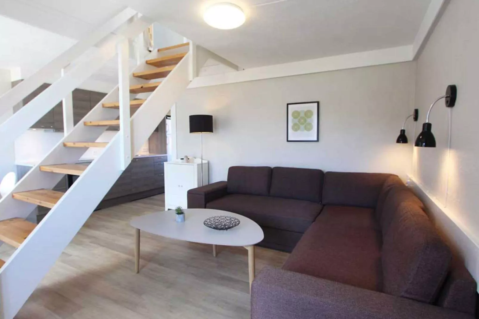 3 room w/seaview-PLUS-Indoor