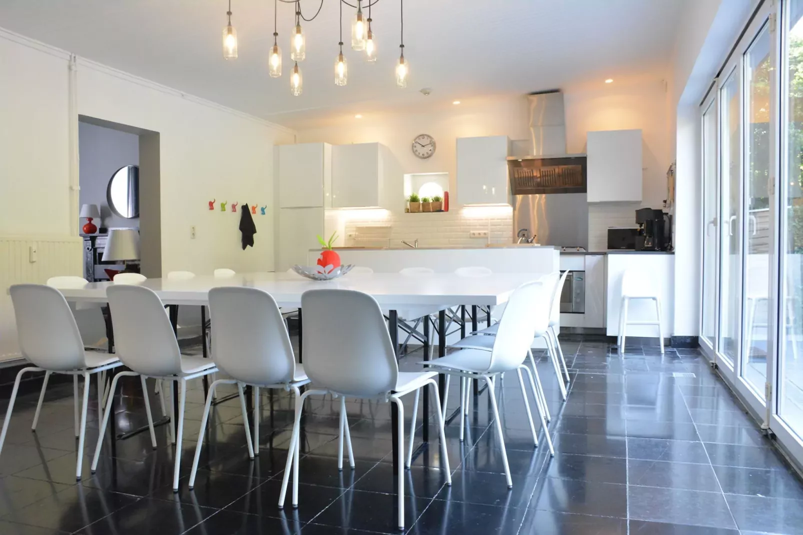 Enjoyquare 18-Dining room