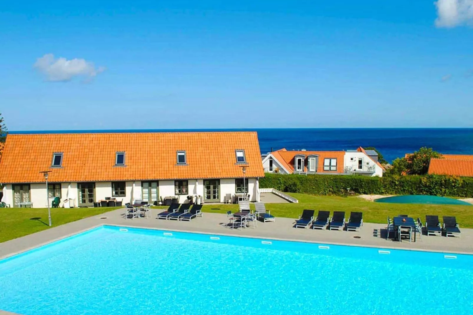 3 room-PLUS-Outdoor