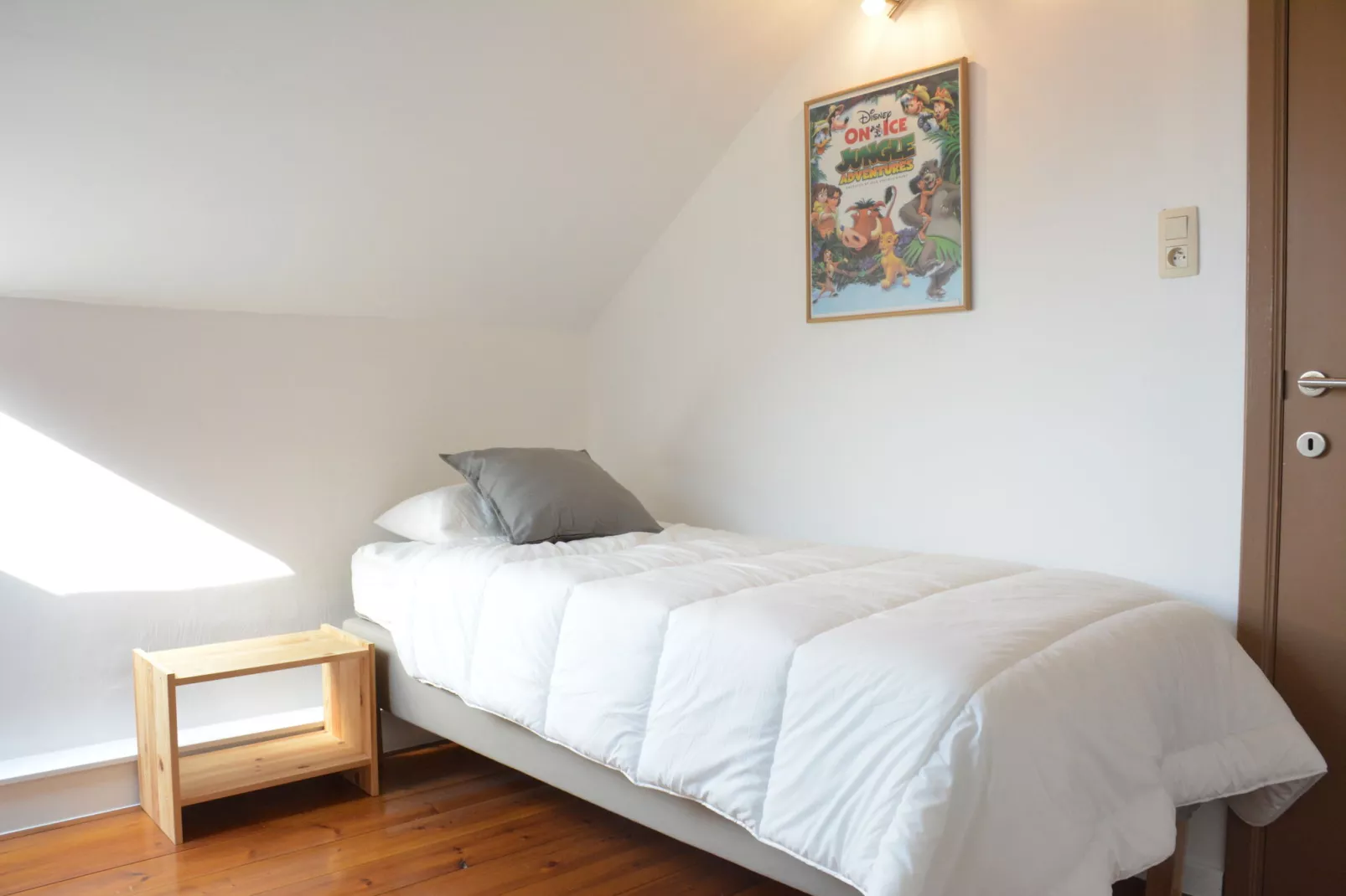 Enjoyquare 18-Bedroom