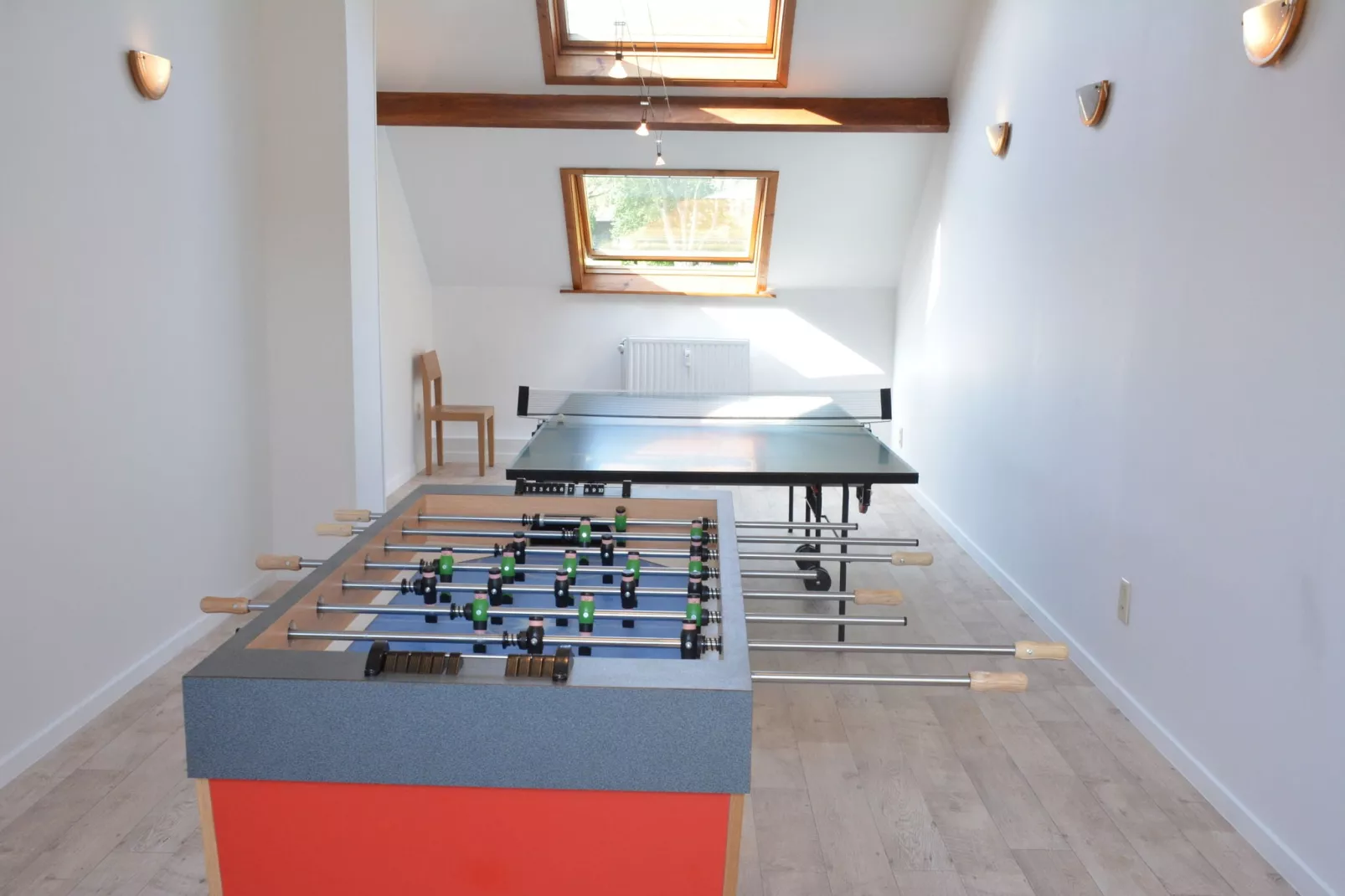 Enjoyquare 18-Recreation room