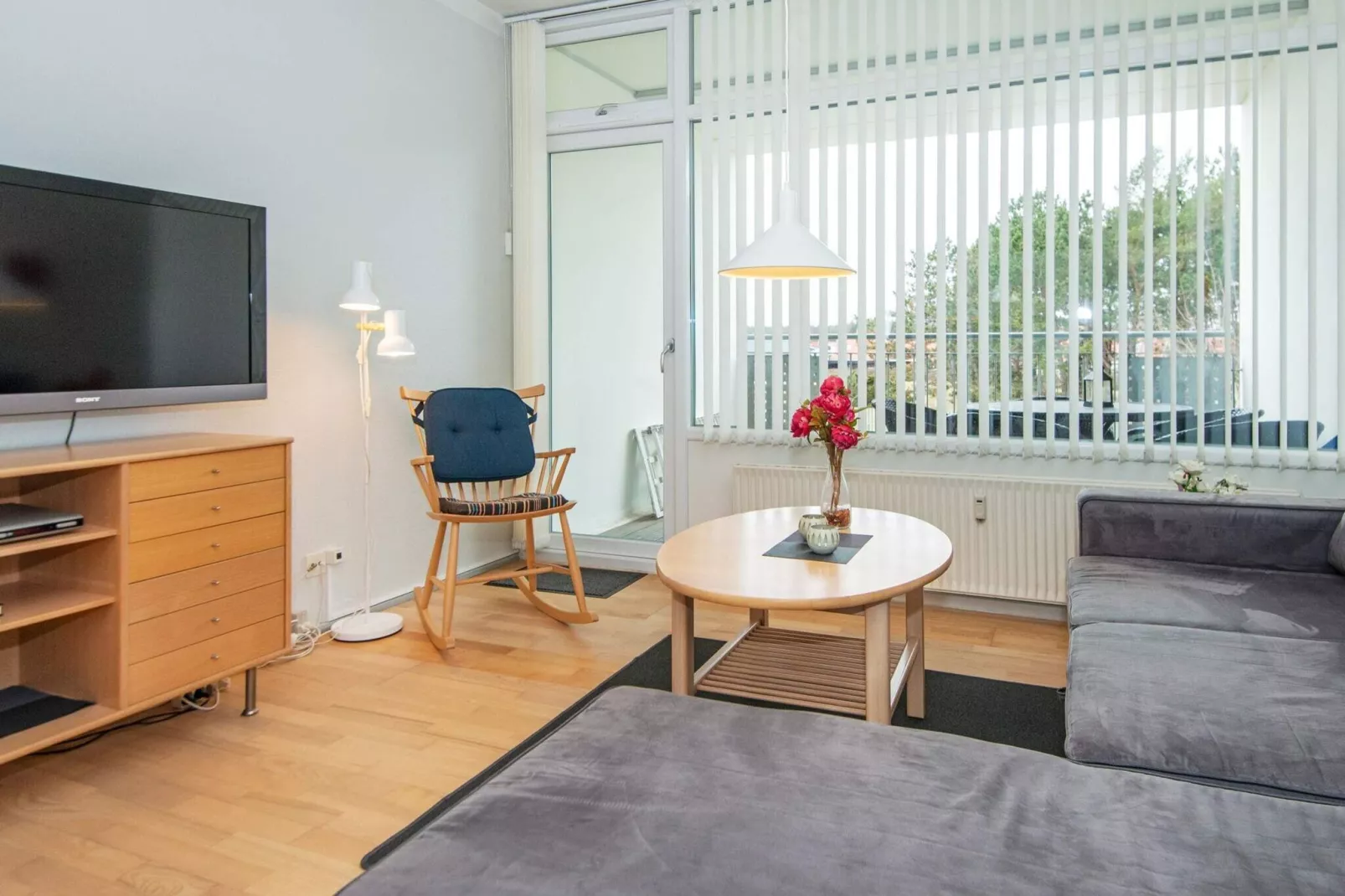 2 room,ground floor or 1.-Indoor