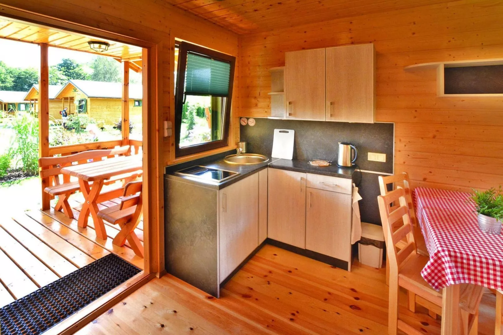 Domki letniskowe dla 5 osób Mielno-Kitchen