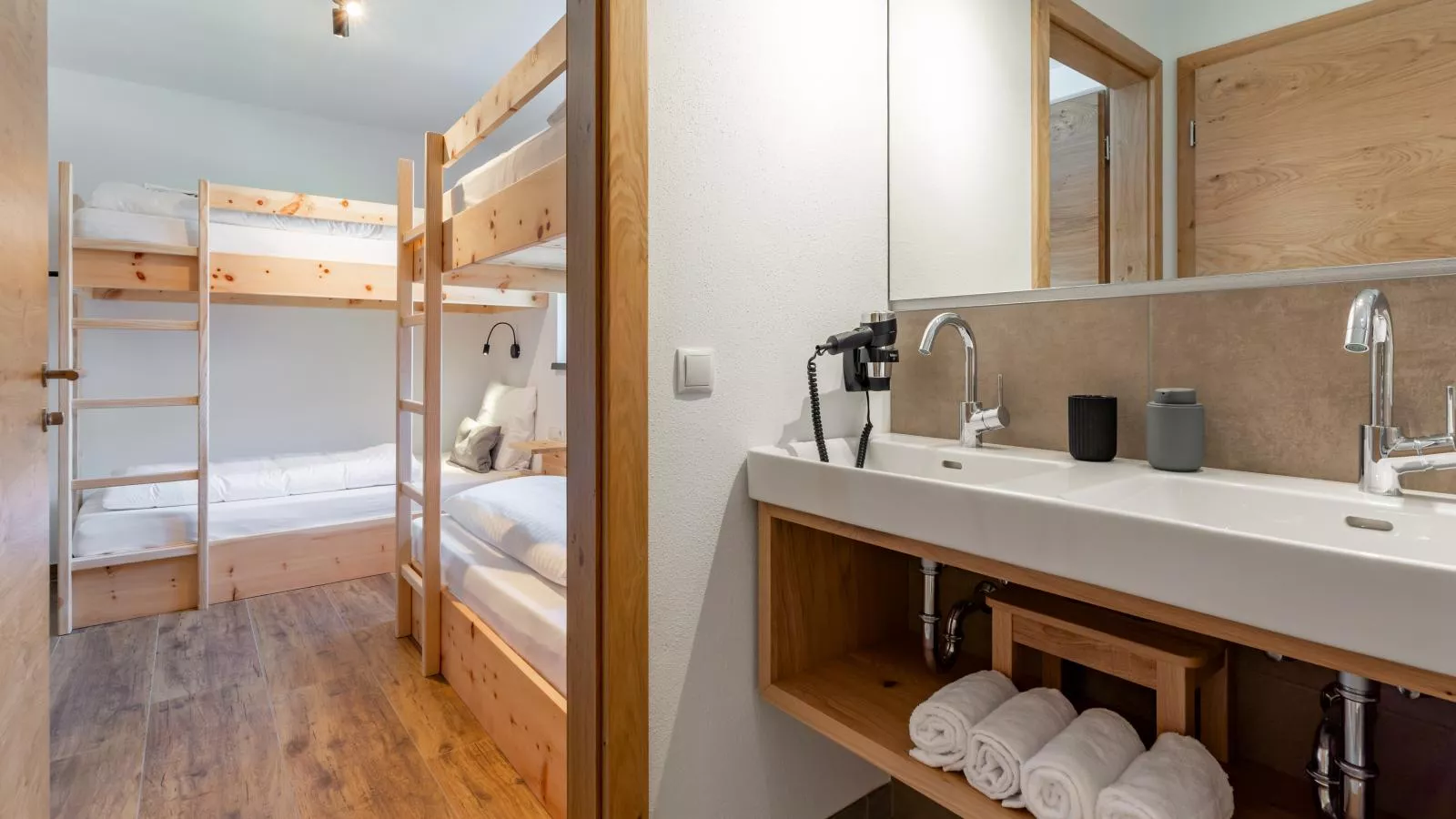Wagrainer TauernLodge 42C-Bathroom