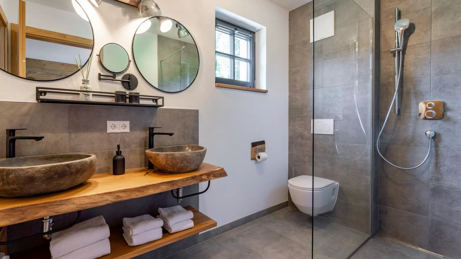 Tauernlodge Wagrain Edelweiss 42E-Bathroom