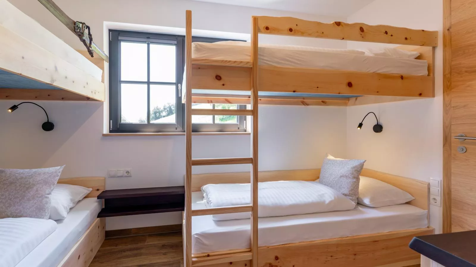 Tauernlodge Wagrain Edelweiss 42E-Bedroom