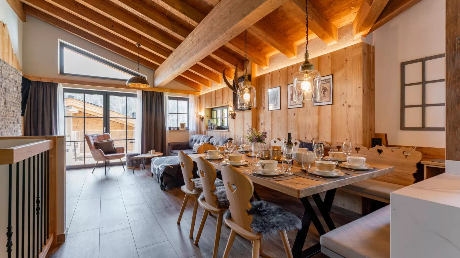 Tauernlodge Wagrain Edelweiss 42E-Dining room
