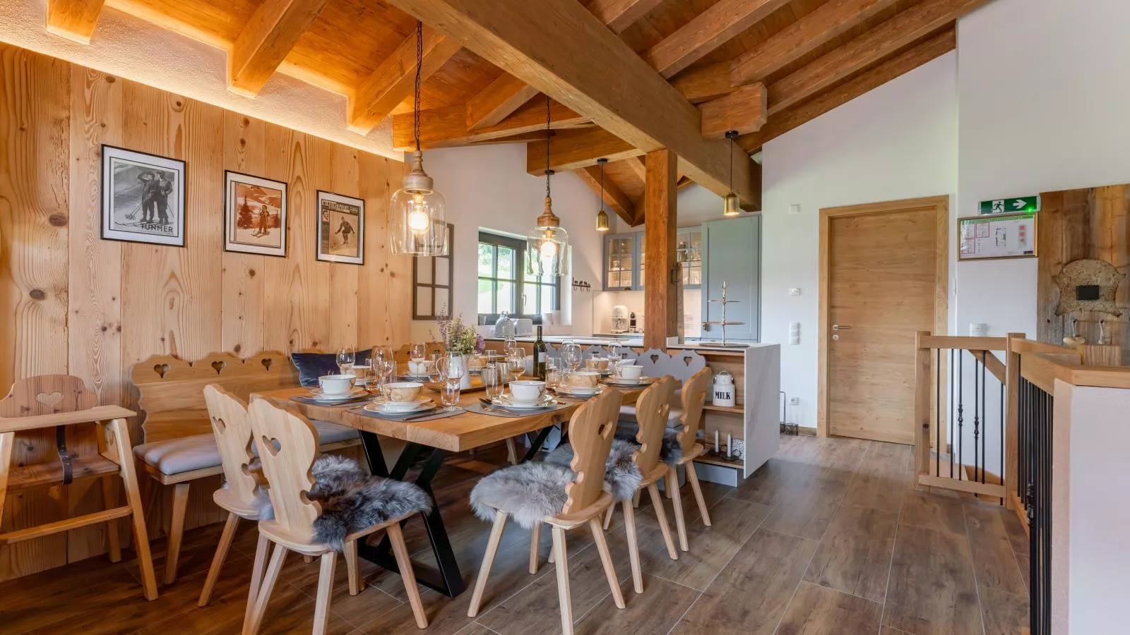 Tauernlodge Wagrain Edelweiss 42E-Dining room