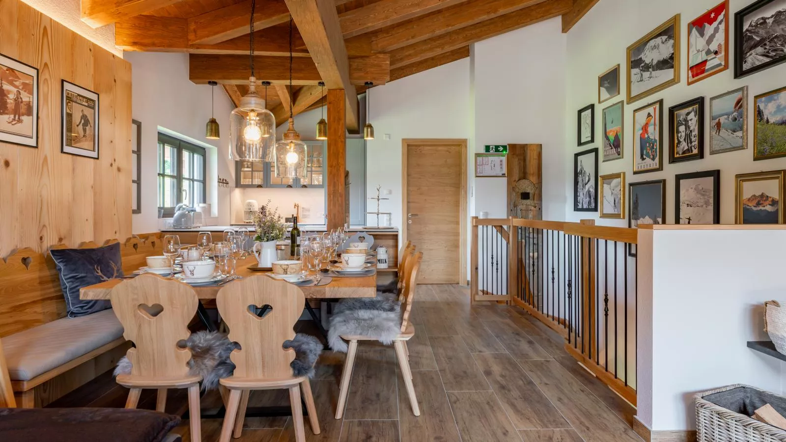 Tauernlodge Wagrain Edelweiss 42E-Dining room
