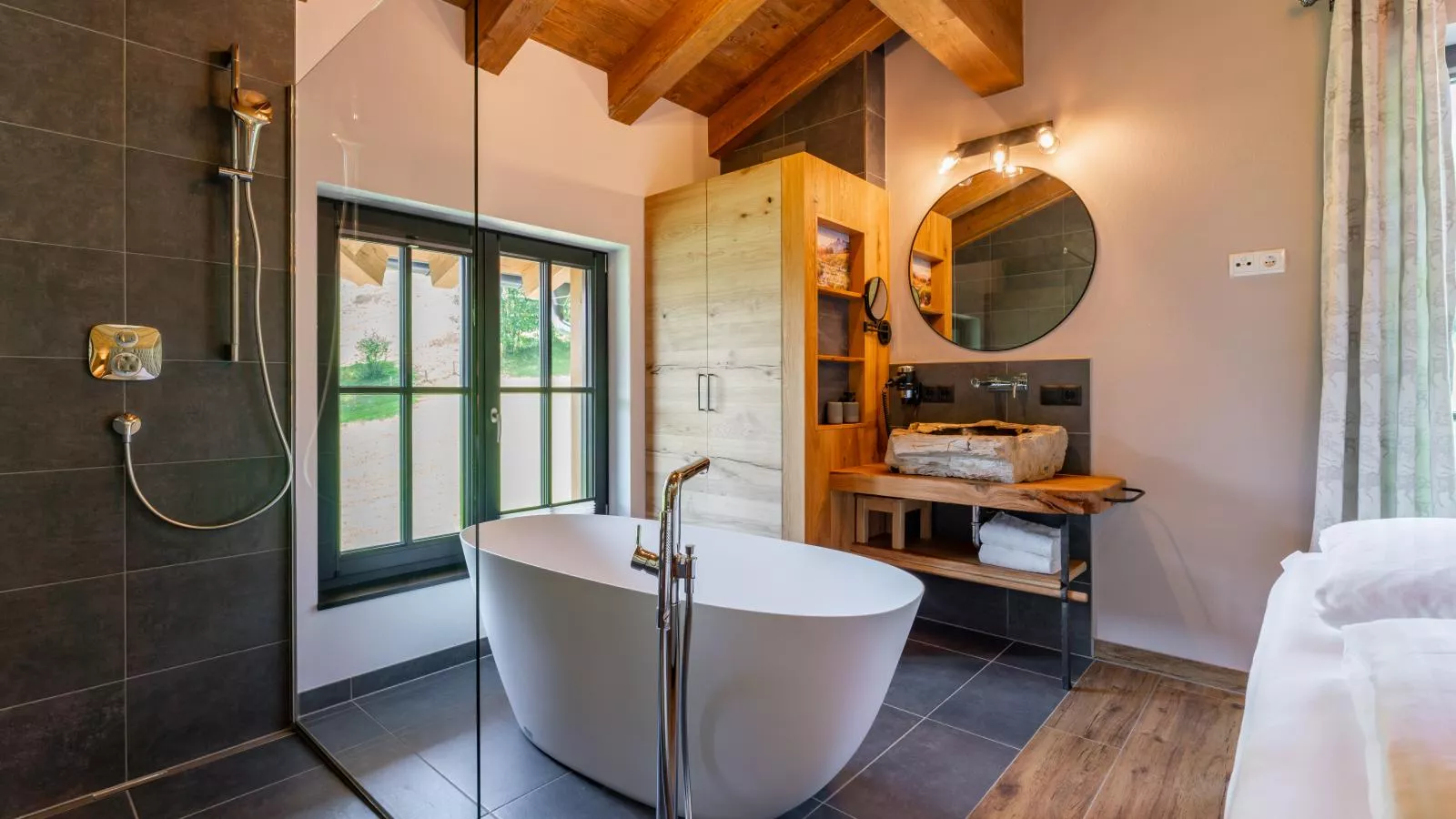 Tauernlodge Wagrain Edelweiss 42E-Bathroom
