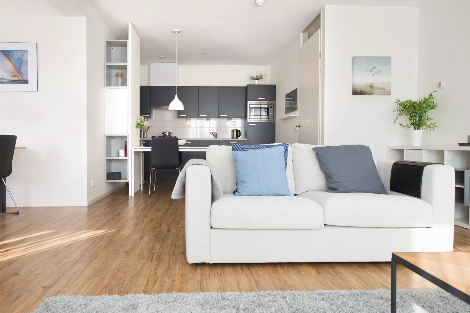 Scheveningen Harbour 58C-Living room