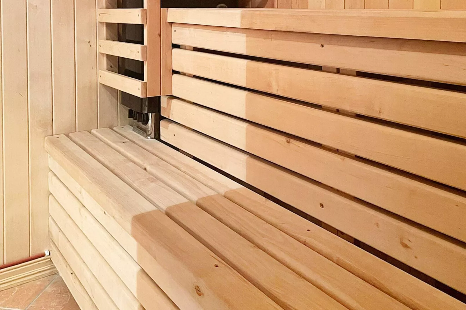 5 Sterne Ferienhaus in Treungen-Sauna