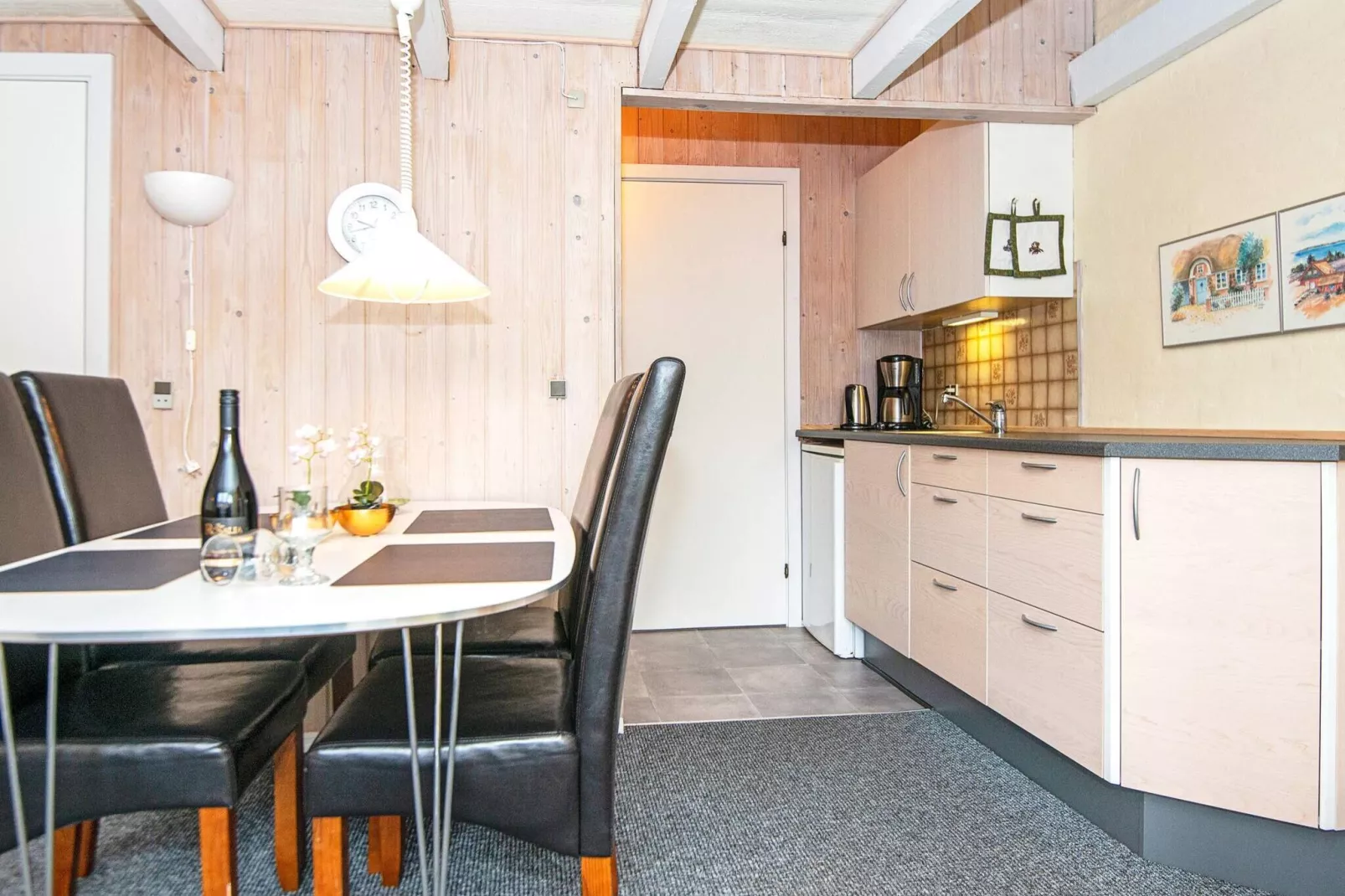 3 room,2 levels-Indoor