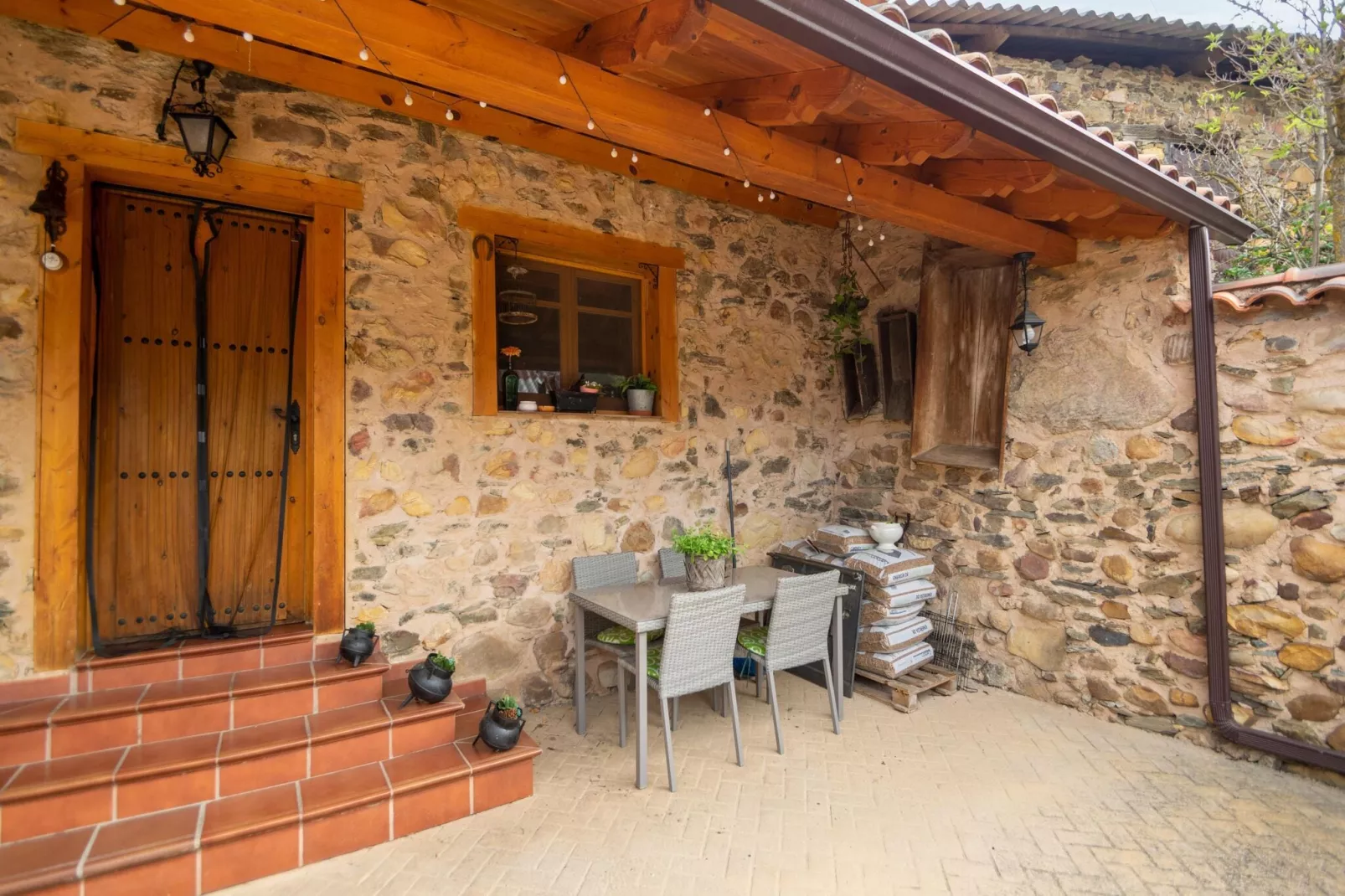 Casa rural Benllera-Terrace balcony