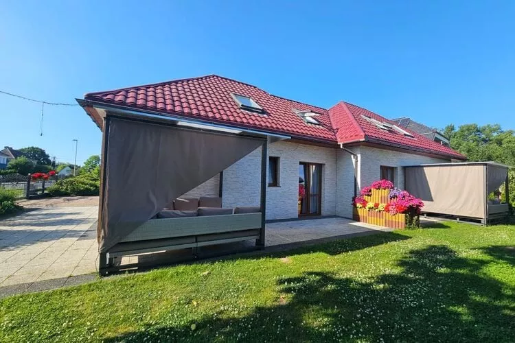 Semi-detached house in Swinoujscie for 8 persons-Exterior summer