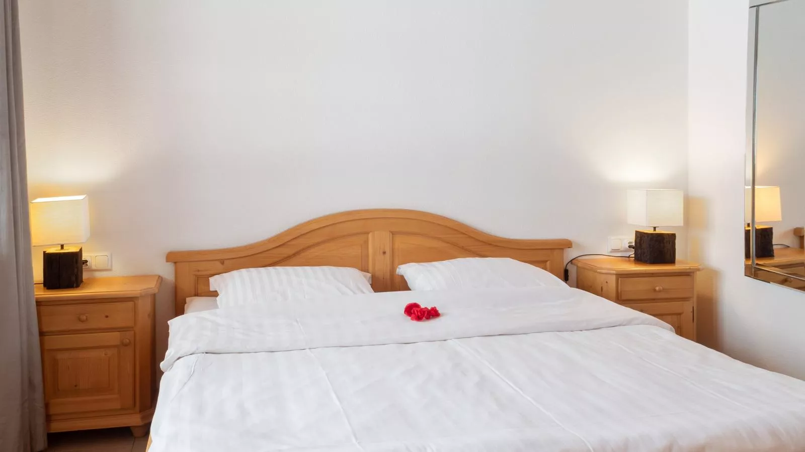 Maxima - Ski in - Ski Out-Bedroom