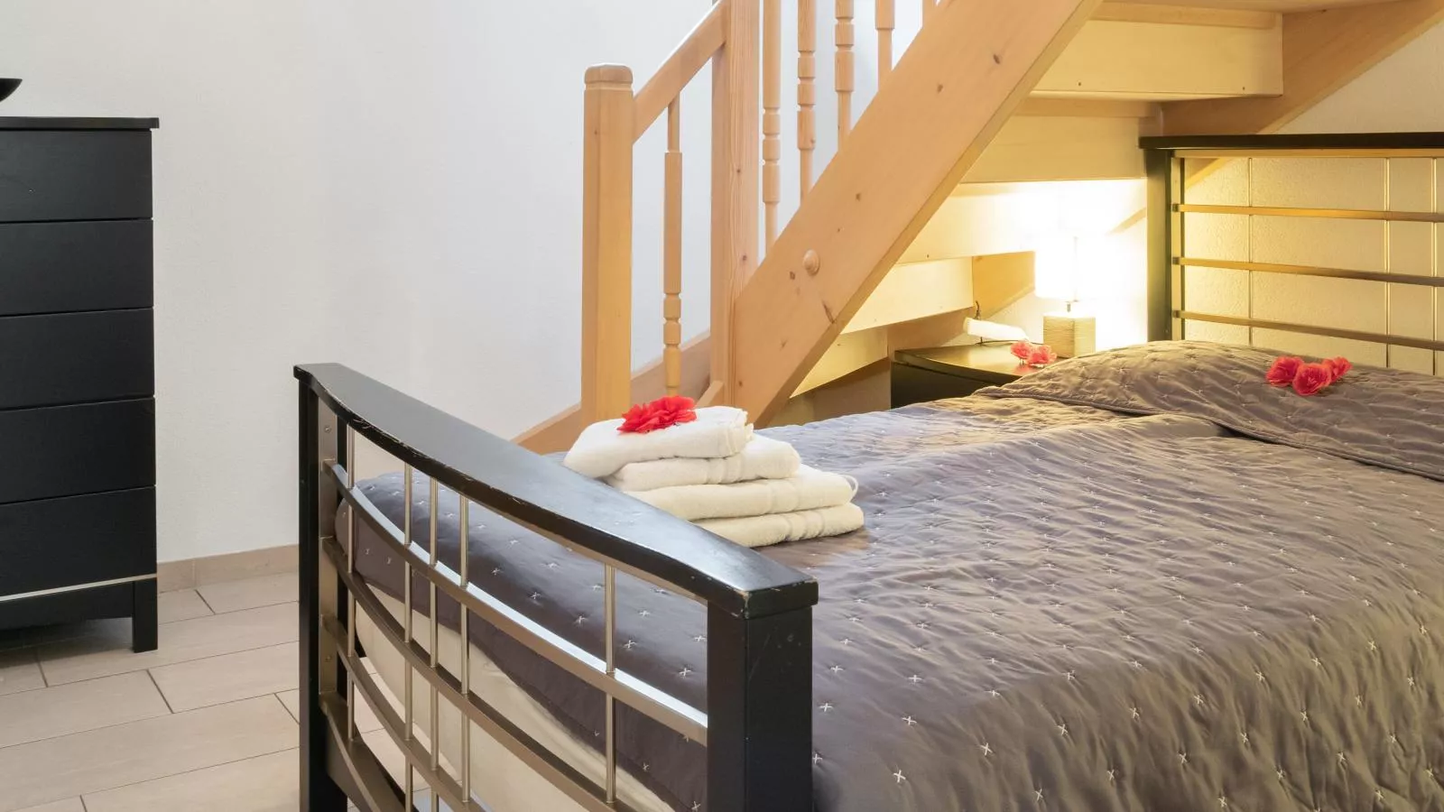 Maxima - Ski in - Ski Out-Bedroom