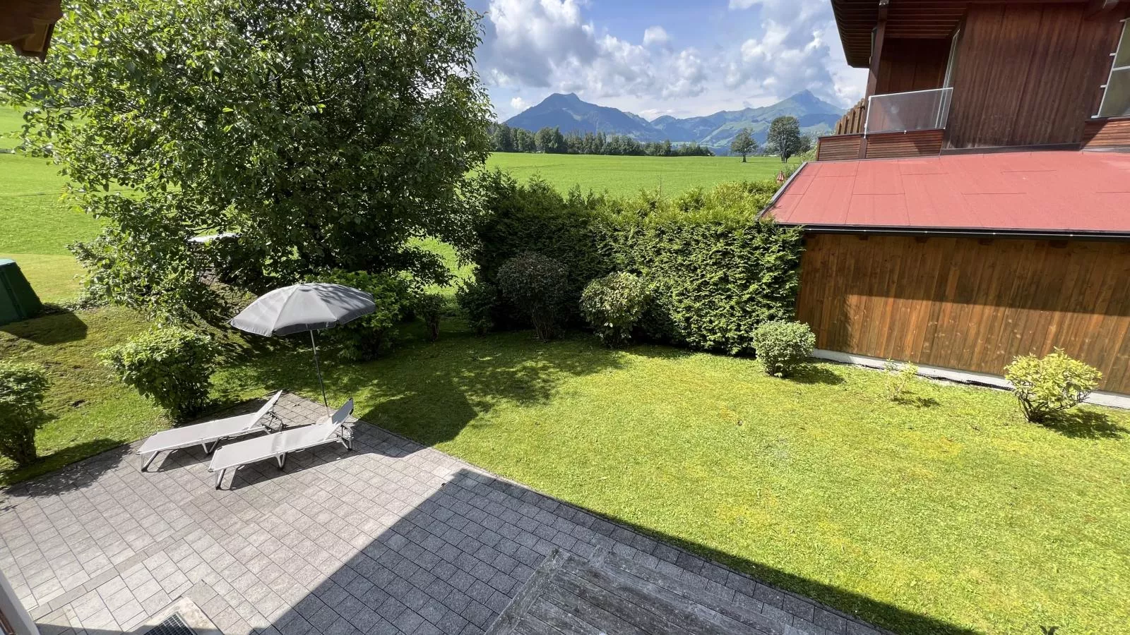 Maxima I - Ski in - Ski Out-Gardens summer