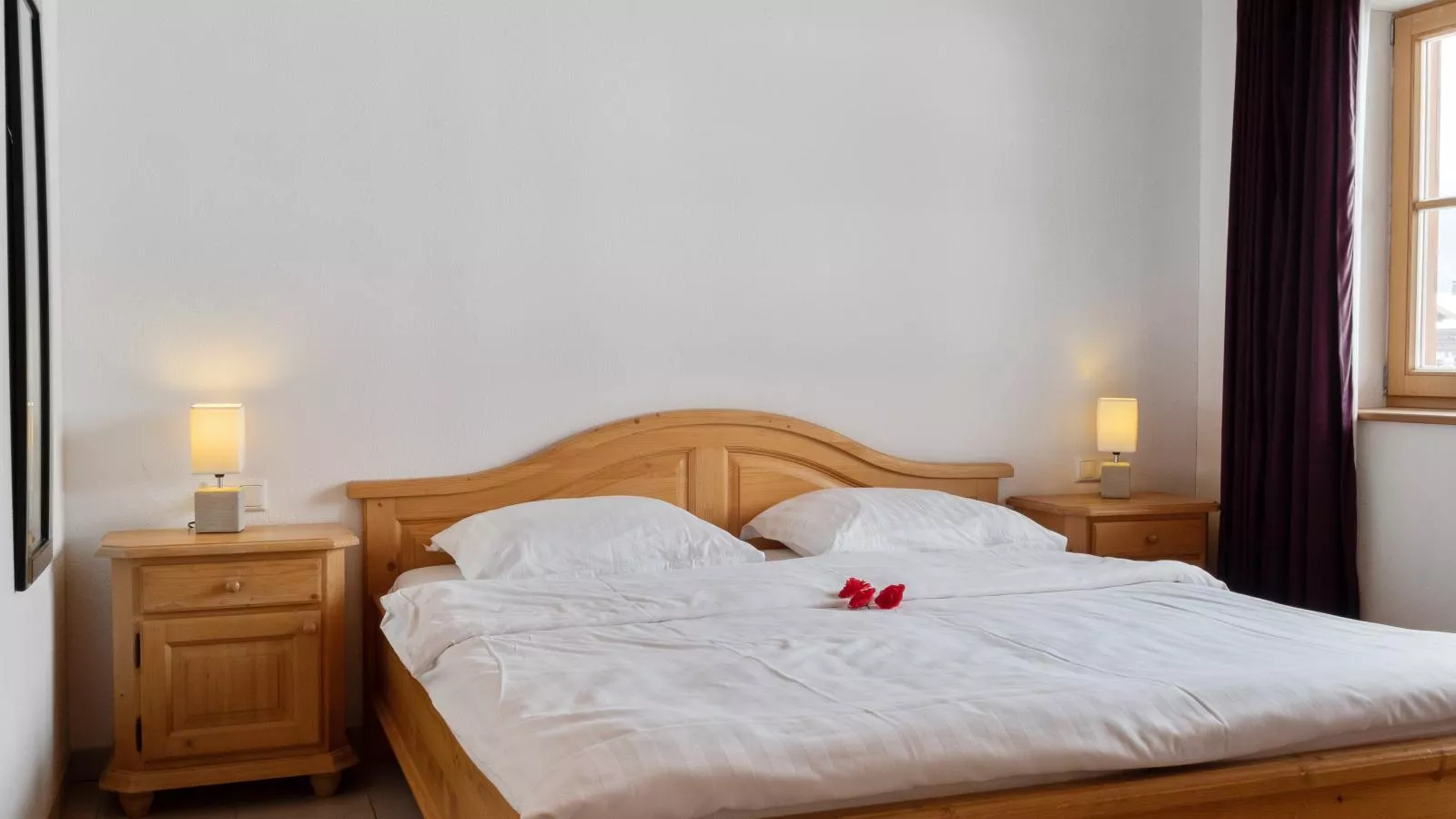 Maxima II - Ski in - Ski Out-Bedroom