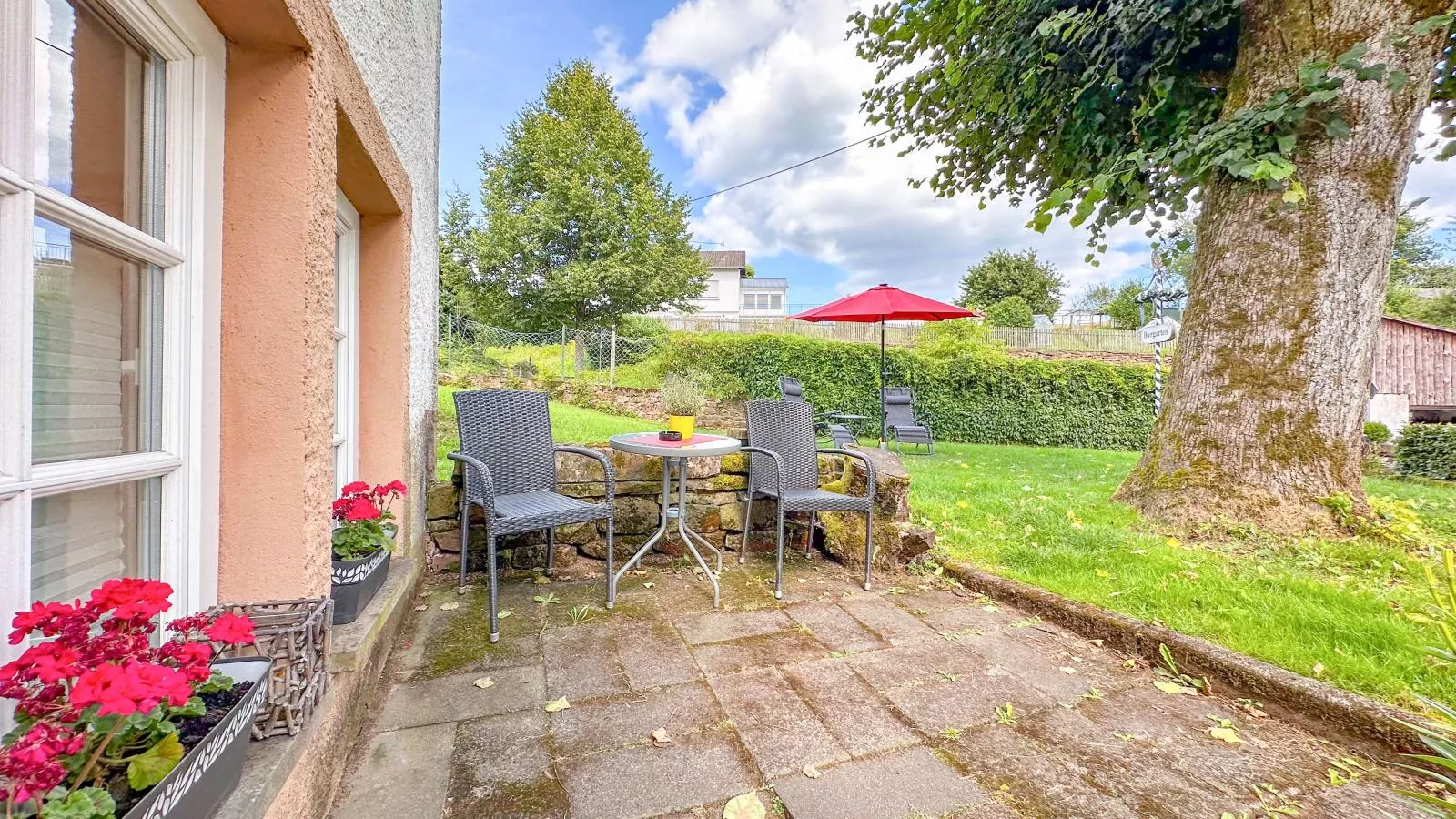 Enjoy 3-Terrace balcony
