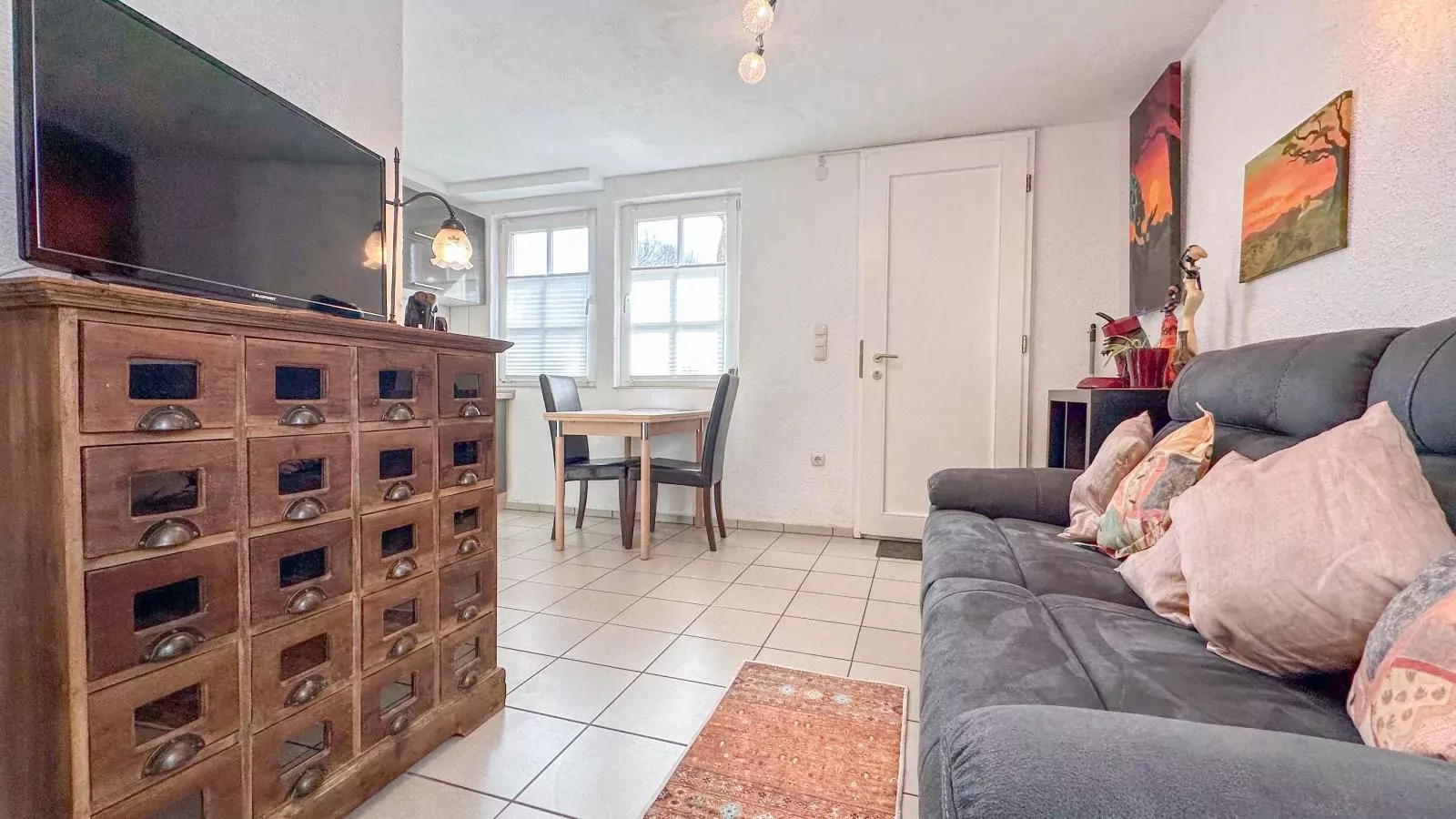 Enjoy 3-Living room