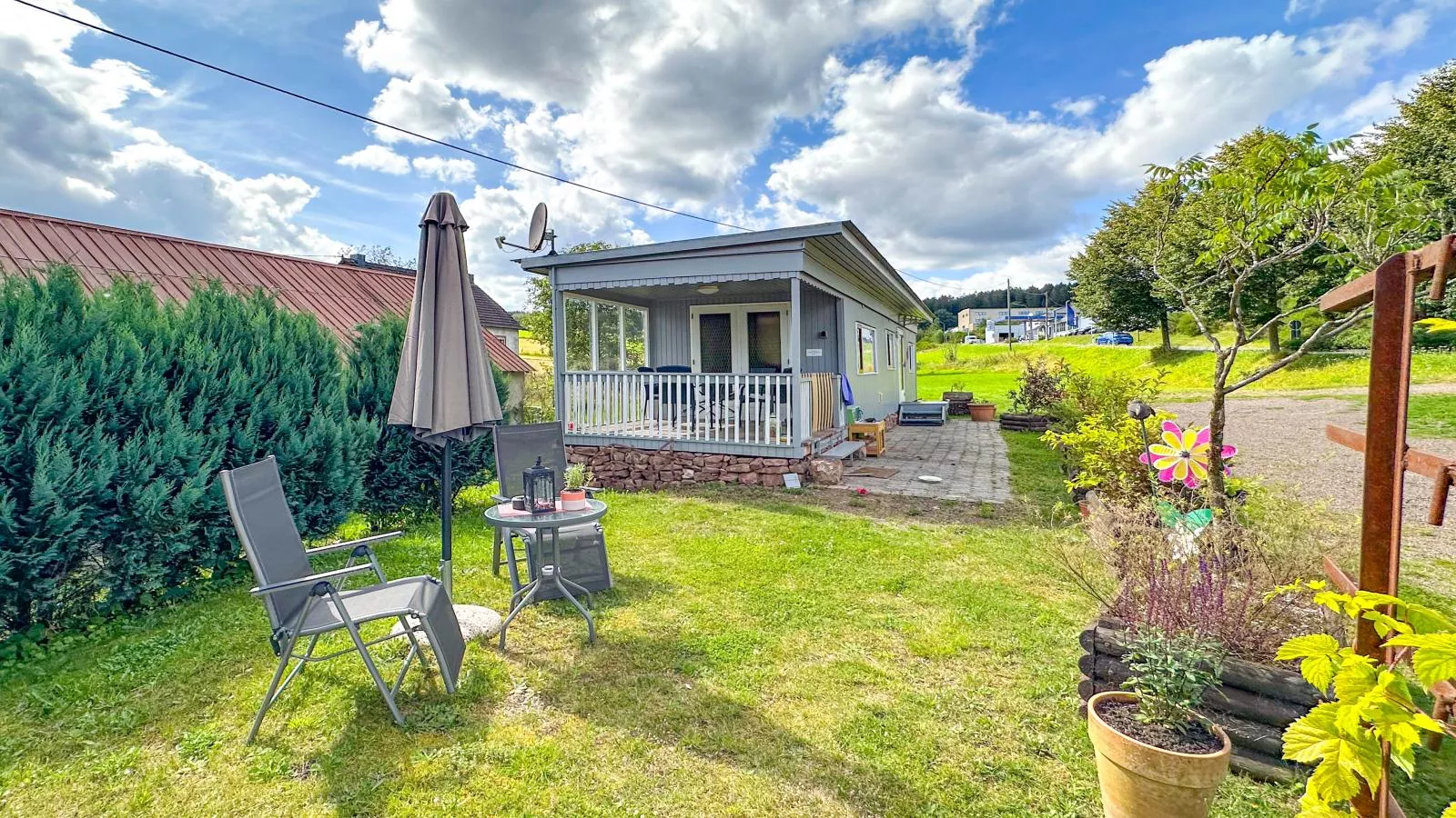 Enjoy 4-Terrace balcony