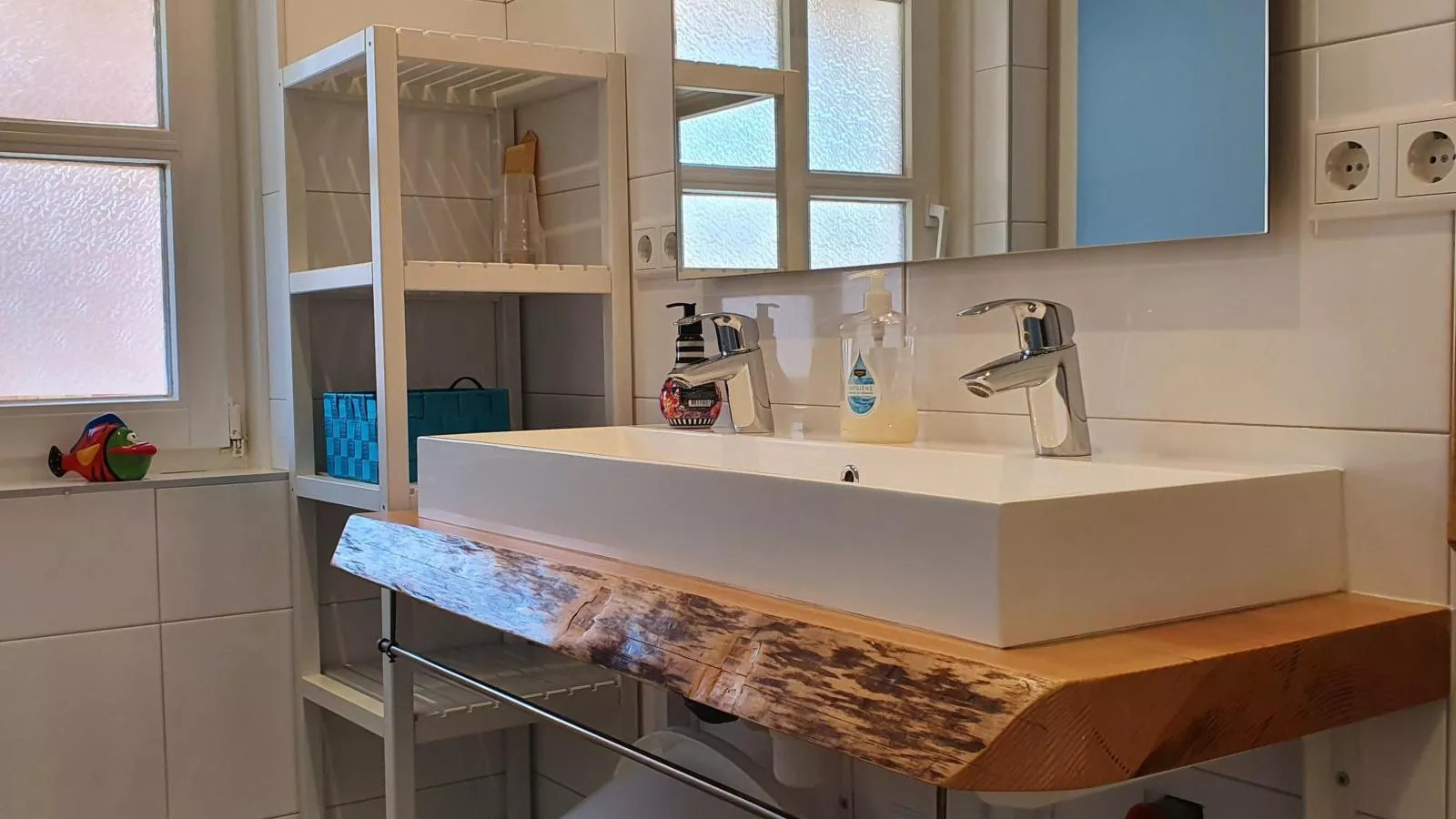 Bouwhoeve-Bathroom