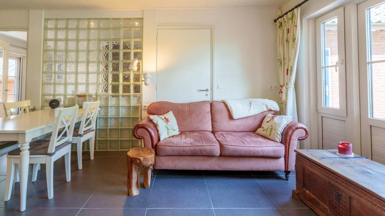 Huis te Lande-Living room