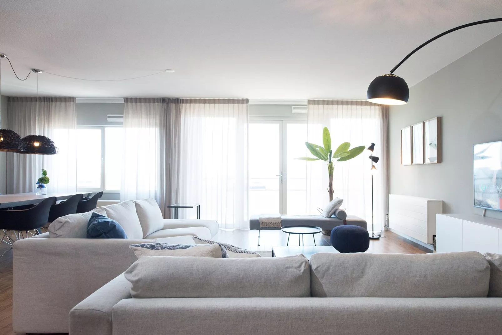 Scheveningen Harbour 62A-Living room