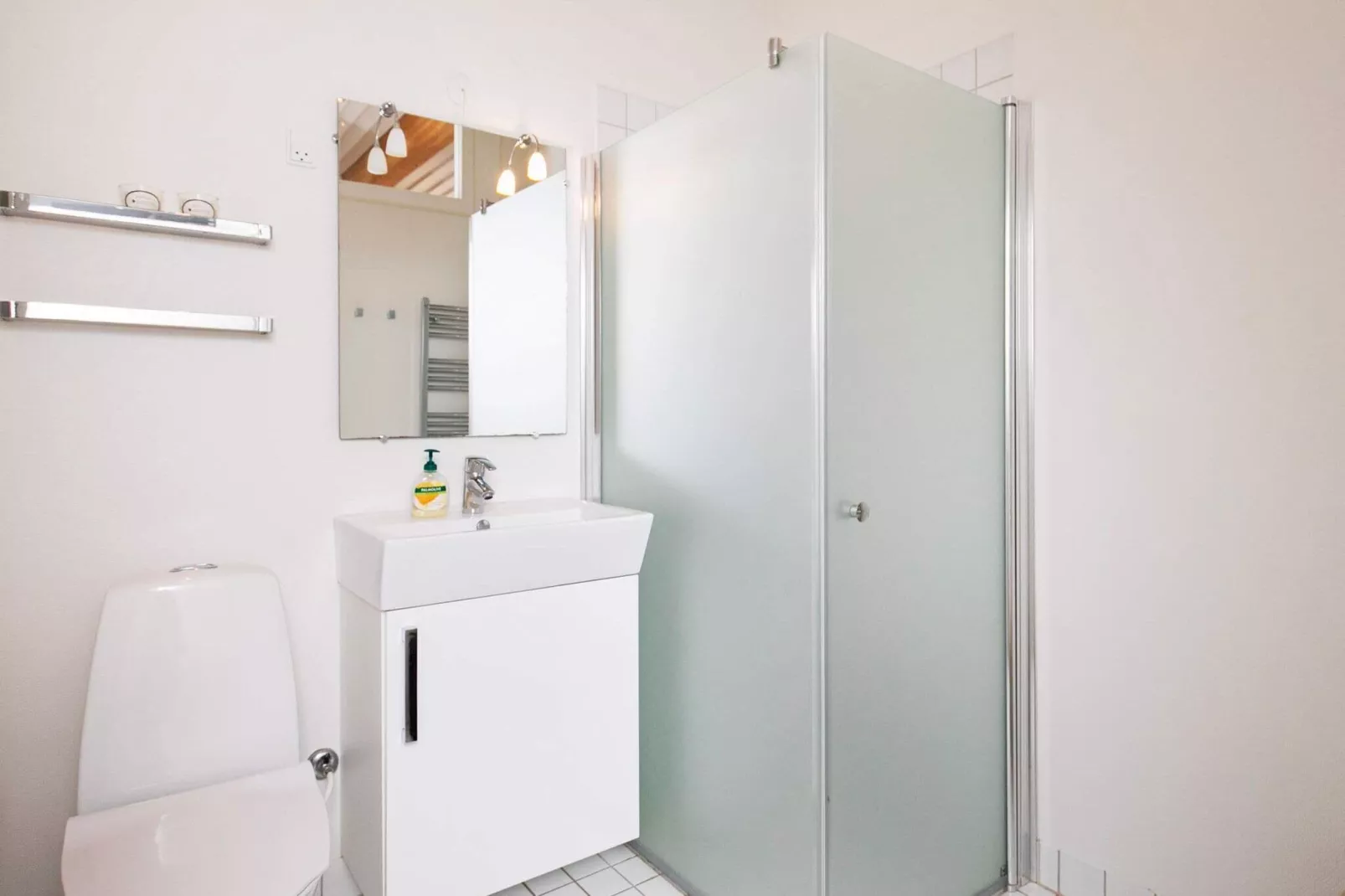 3 room,2 bathrooms-Indoor