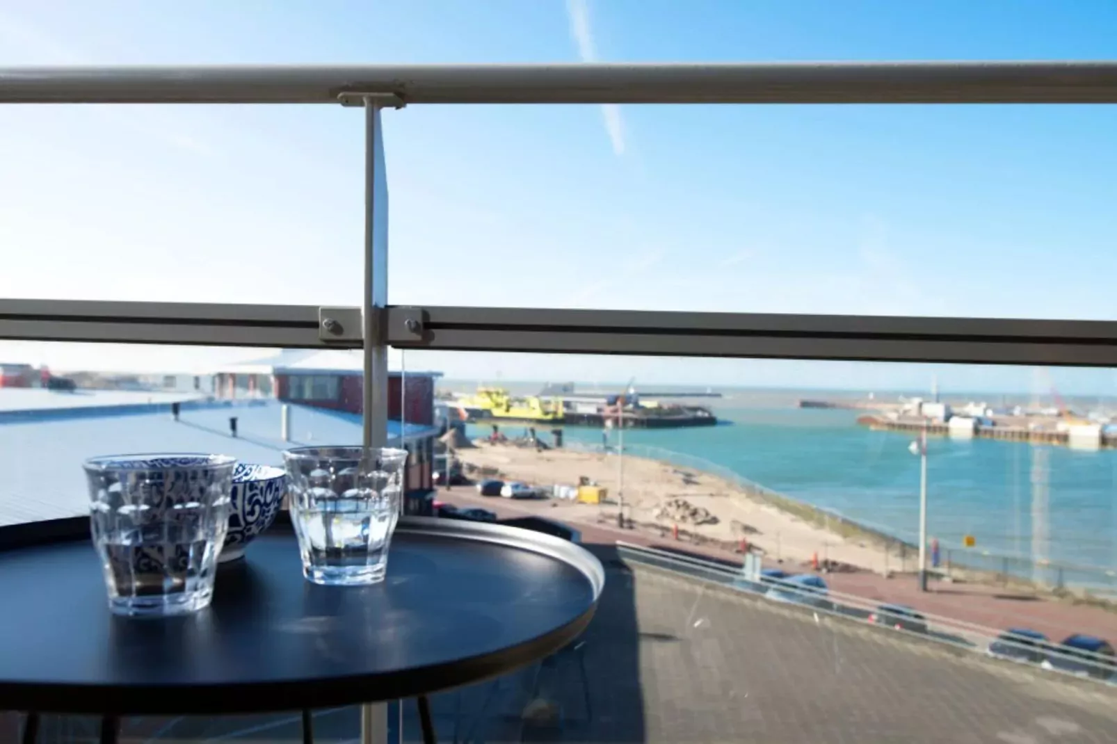 Scheveningen Harbour 68B-Ambiente