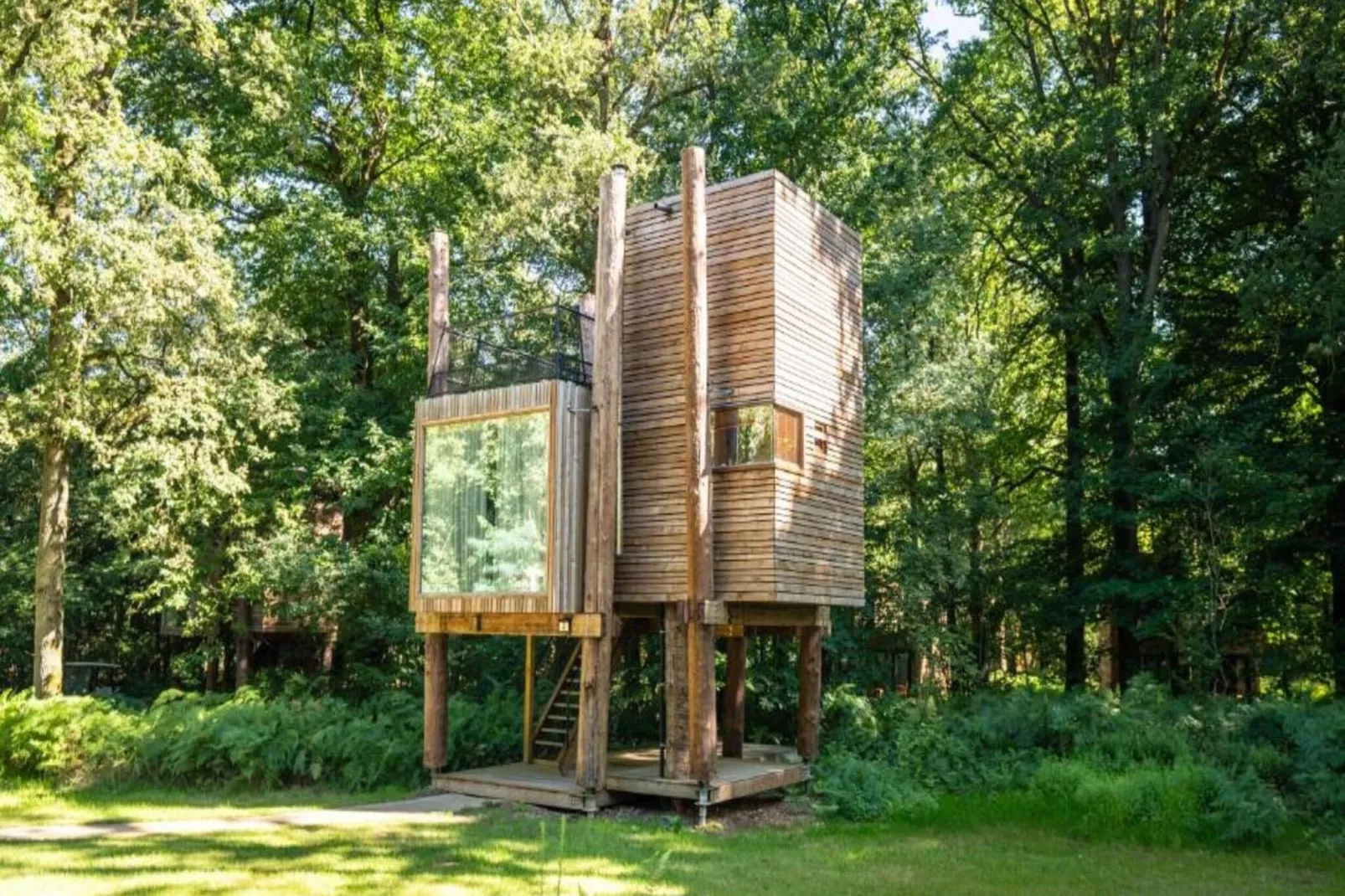 The TreeLoft by YourNature-Exterior summer