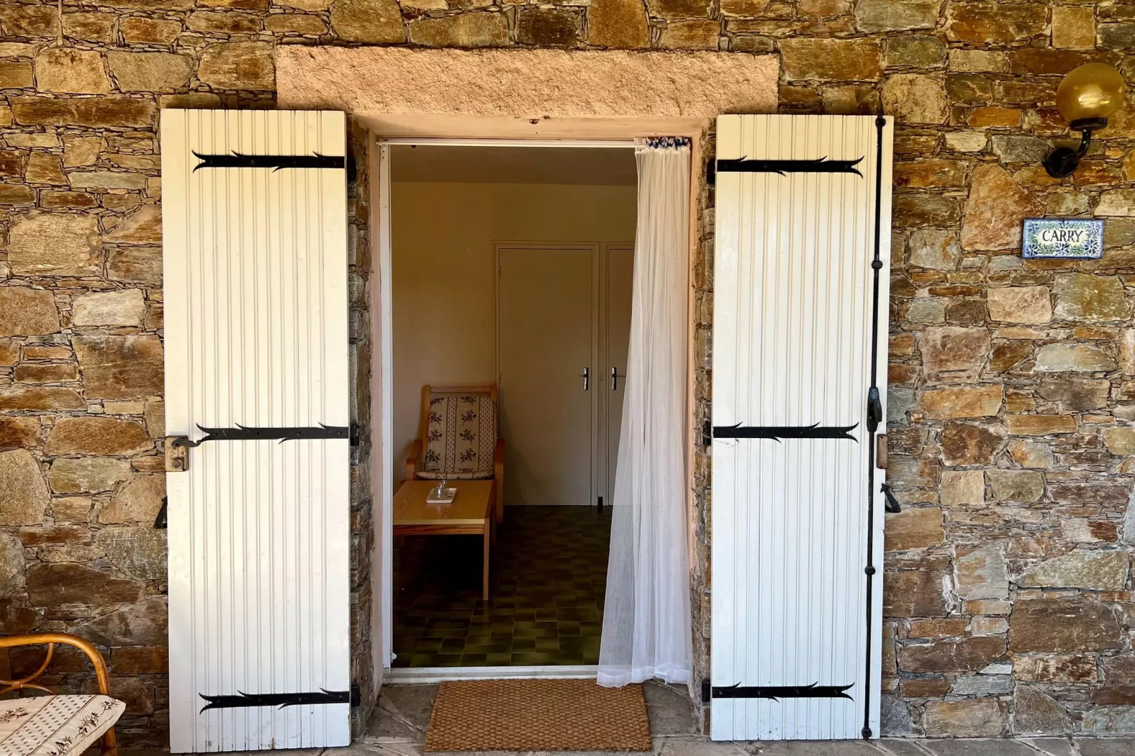 Domaine Anoutous Carry-Terrace balcony