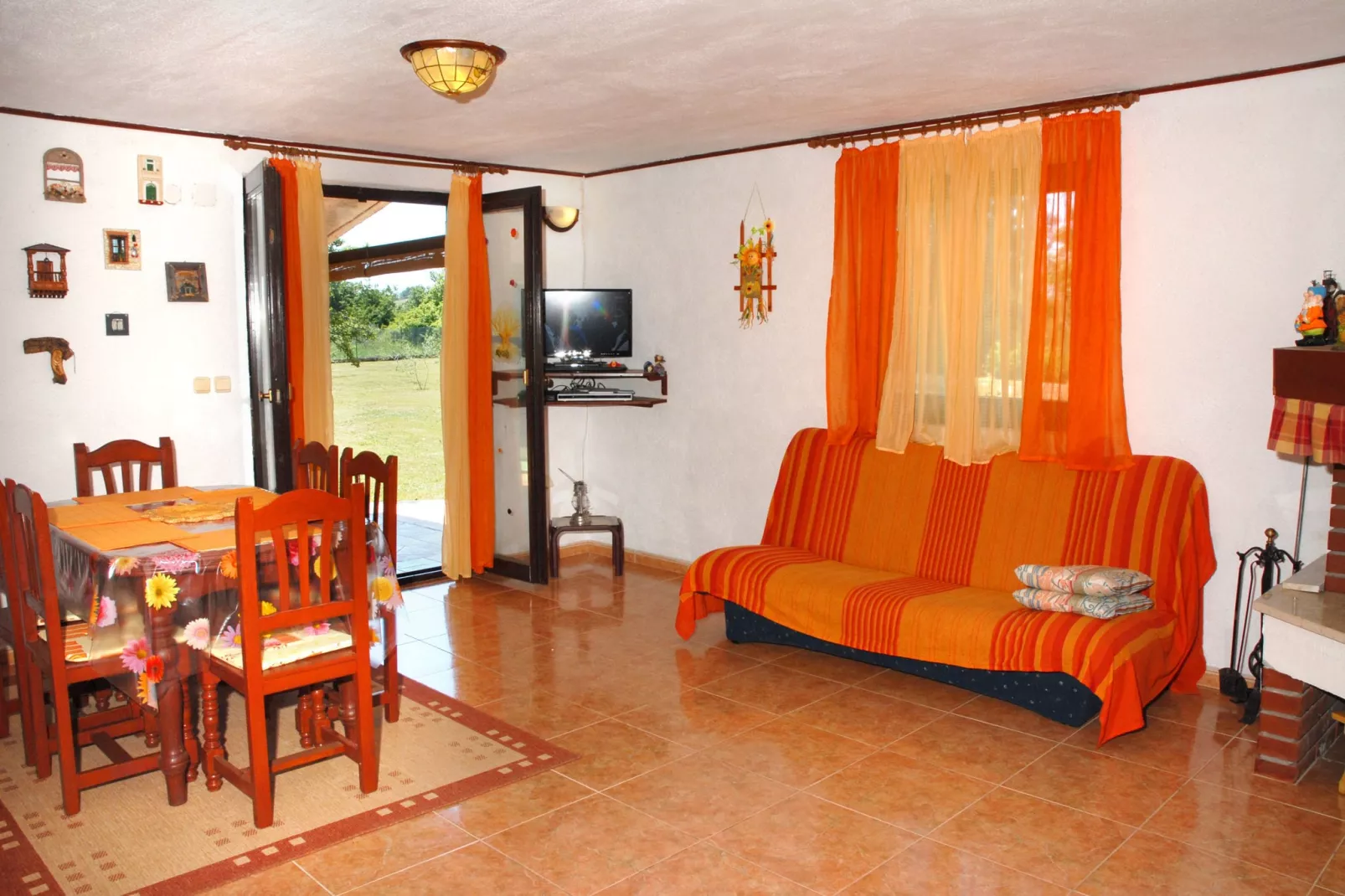 Federica-Living room