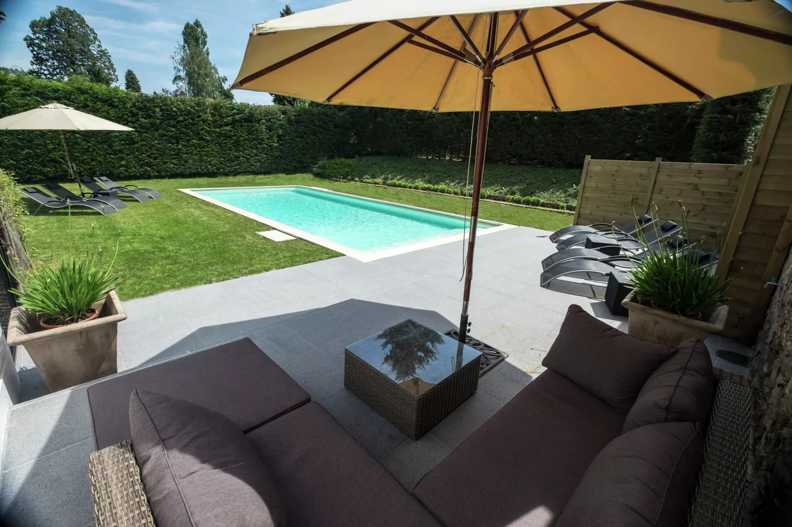 La Petite Conciergerie Privée-Terrace balcony