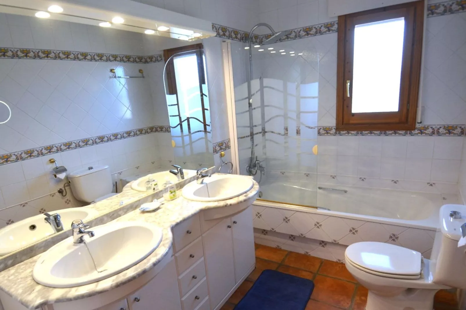 Villa Boya-Bathroom