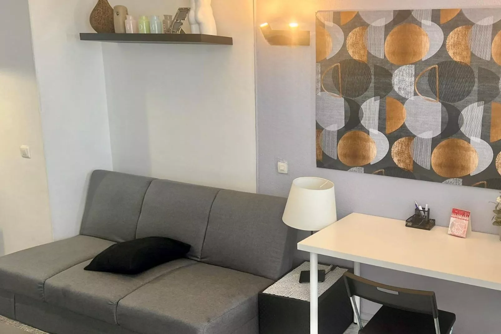 Isabel Manoja-Living room