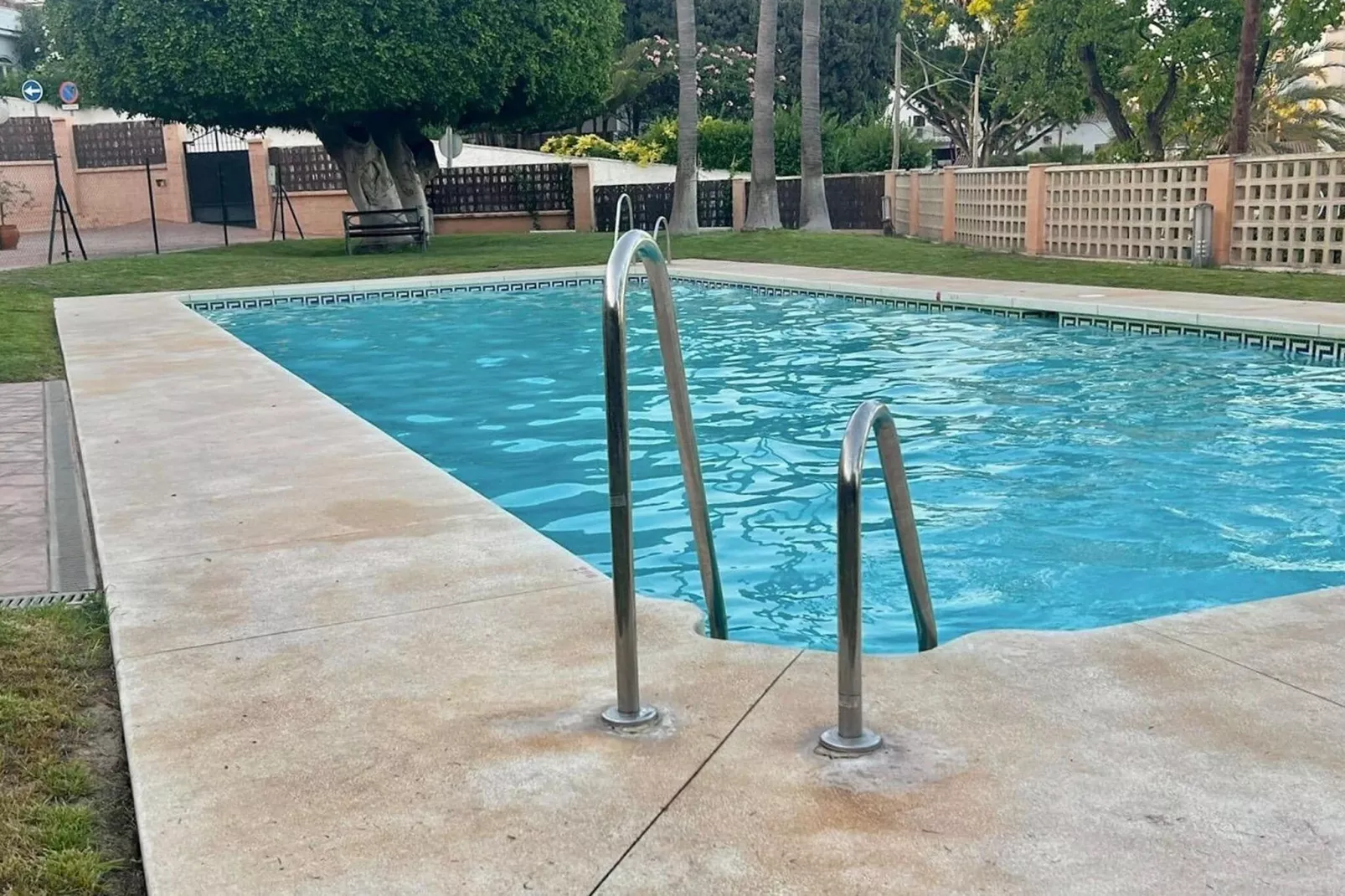 Carlota Alexandri-Pool