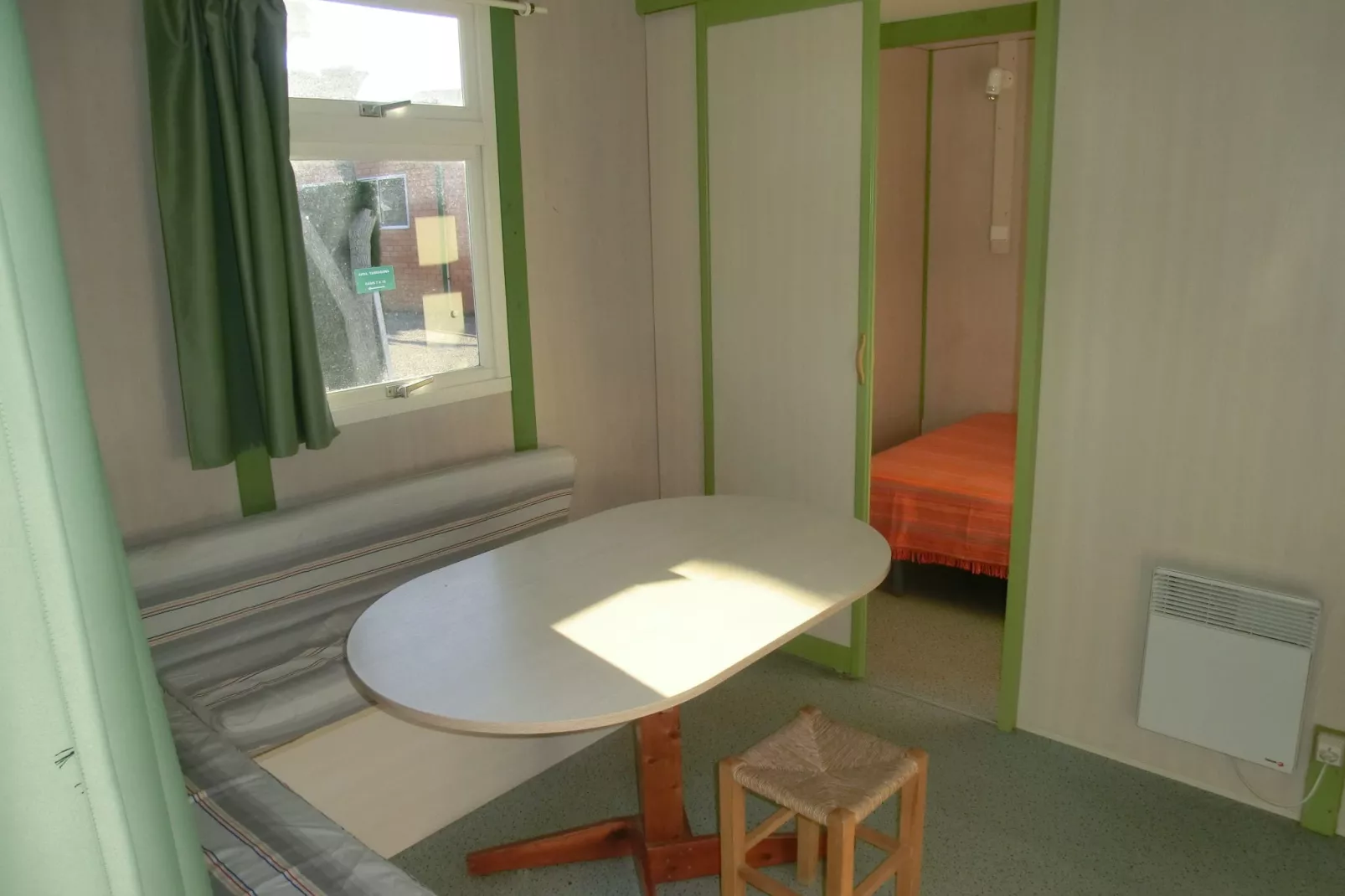 Camping Cambrils Playa 1 BUNGALOW OASIS-Living room