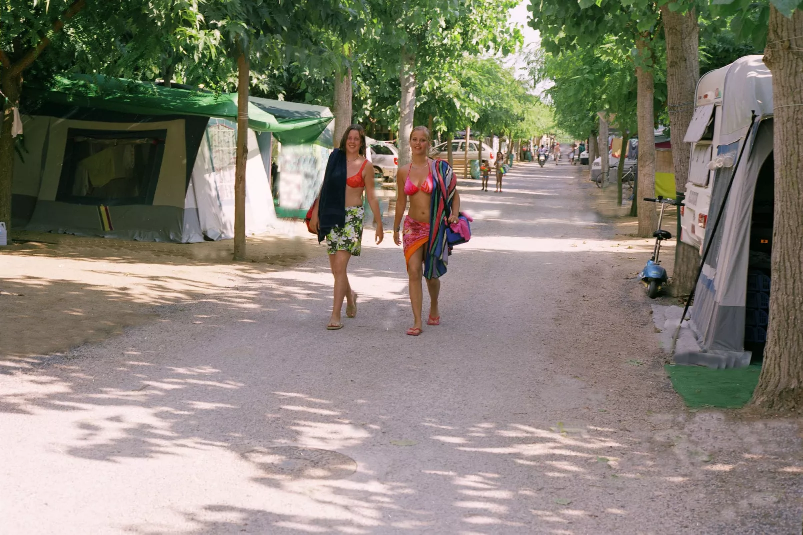 Camping Cambrils Playa 1 BUNGALOW OASIS-Areas summer 1km
