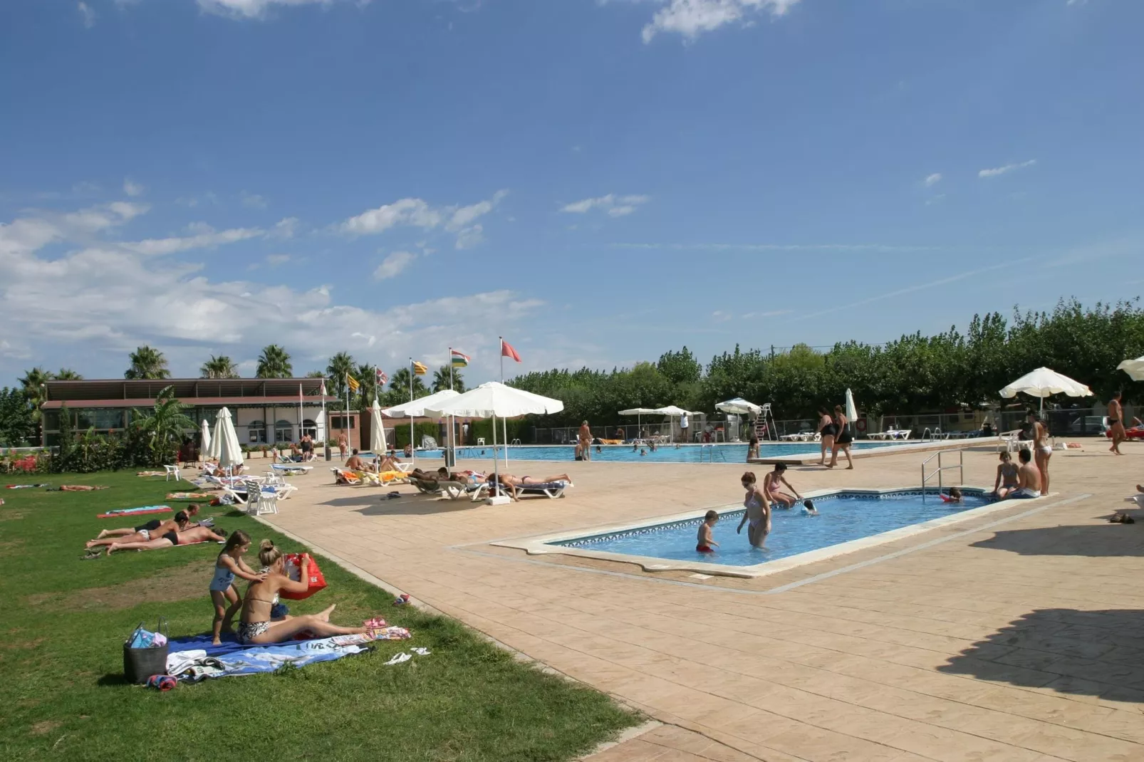 Camping Cambrils Playa 2 BUNGALOW PREMIUM-Park facilities