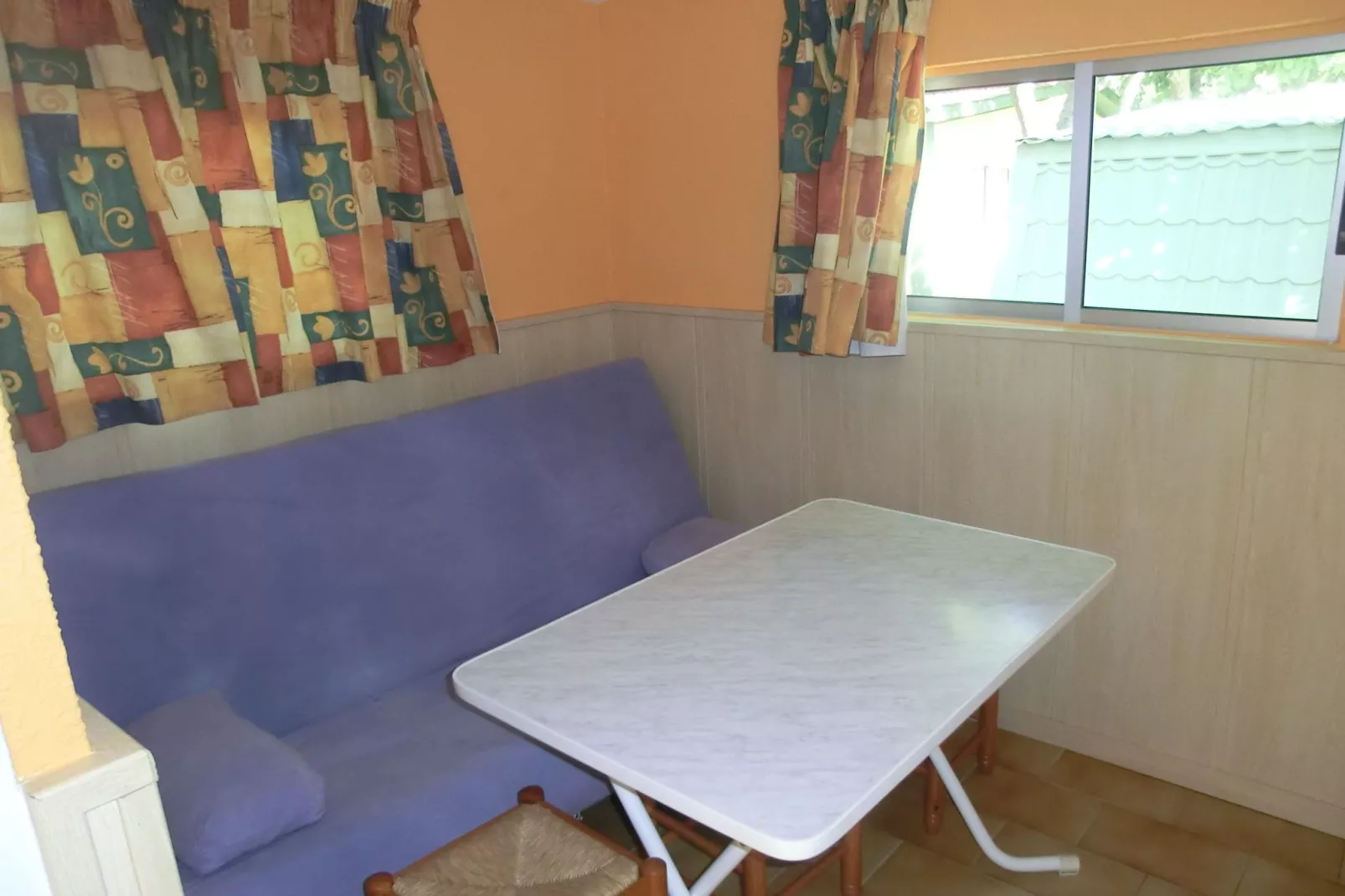 Camping Cambrils Playa 3 BUNGALOW NEW MEDITERRANI-Living room