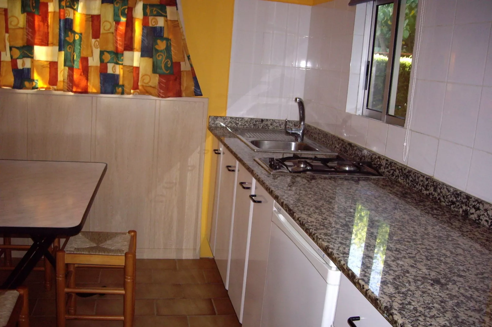 Camping Cambrils Playa 3 BUNGALOW NEW MEDITERRANI-Kitchen